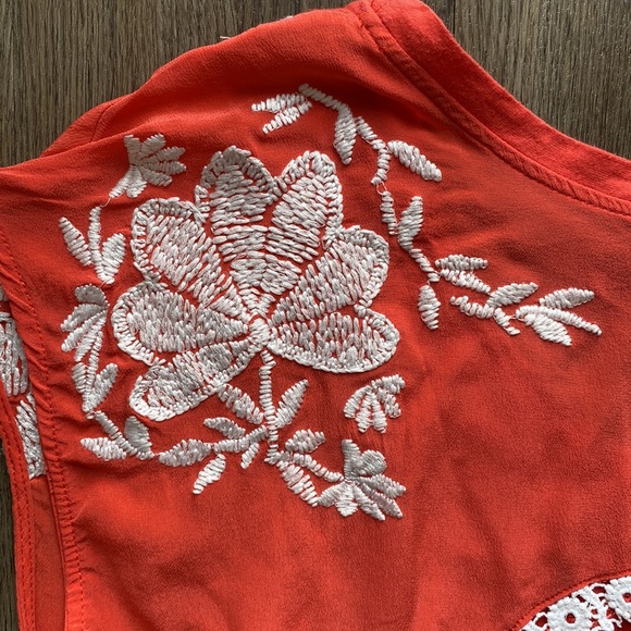 Anthropologie One.September Oversized Flowy Embroidered Top - Picture 6 of 15